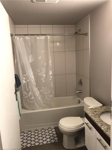 410-308 Lester Street, Waterloo, ON - Indoor Photo Showing Bathroom