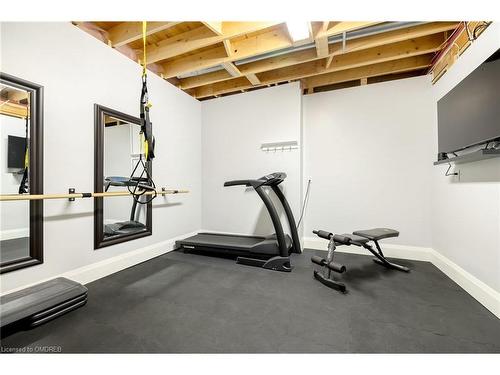 11055 Cedar Trail, Milton, ON - Indoor Photo Showing Gym Room