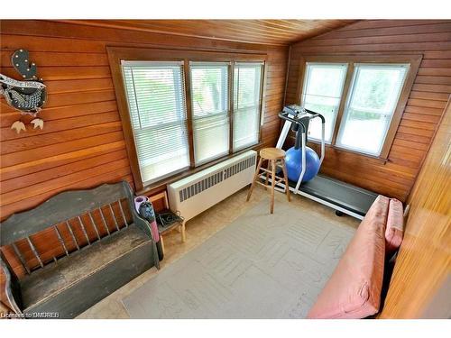 225/269 Campbell Avenue E, Campbellville, ON - Indoor