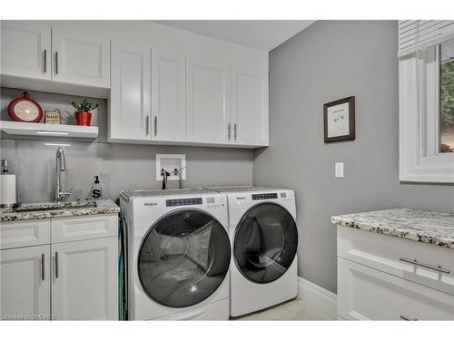 208 Ski Hill Road, Bethany, ON - Indoor Photo Showing Laundry Room