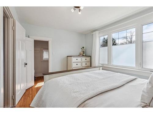 51 Hyde Park Avenue, Hamilton, ON - Indoor Photo Showing Bedroom