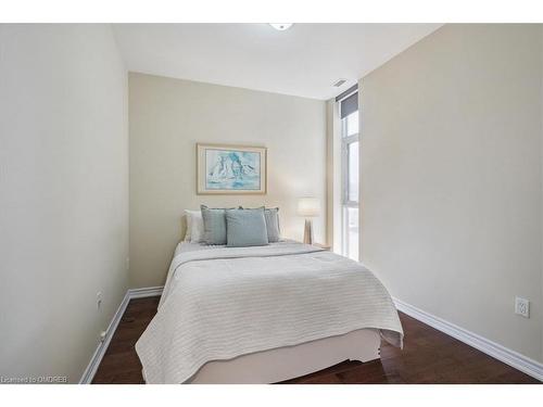 Ph505-427 Aberdeen Avenue, Hamilton, ON - Indoor Photo Showing Bedroom