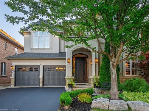 174 Tawny Crescent, Oakville, ON - Outdoor With Facade