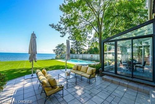16 Ennisclare Drive W, Oakville, ON - Outdoor With Body Of Water