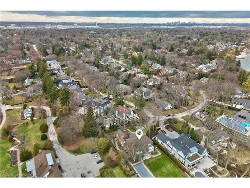 16 Ennisclare Drive W, Oakville, ON - Outdoor With View
