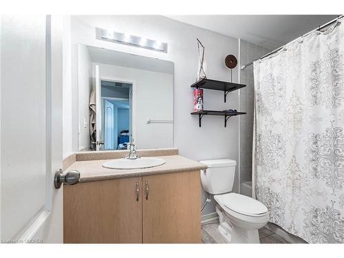 13-625 Shoreline Drive, Mississauga, ON - Indoor Photo Showing Bathroom