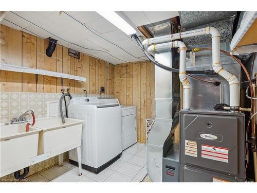 7 Capilano Drive, Hamilton, ON - Indoor Photo Showing Laundry Room