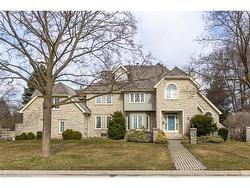 5069 Montclair Drive  Mississauga, ON L5M 5A7