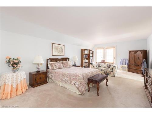 5069 Montclair Drive, Mississauga, ON - Indoor Photo Showing Bedroom