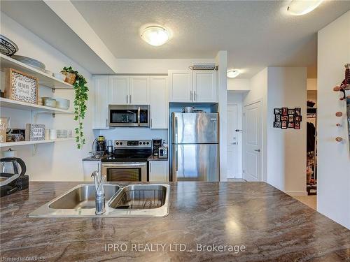 436-101 Shoreview Place, Stoney Creek, ON - Indoor Photo Showing Kitchen With Double Sink