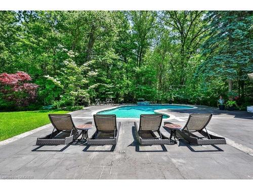 1600 Jalna Avenue, Mississauga, ON - Outdoor With In Ground Pool