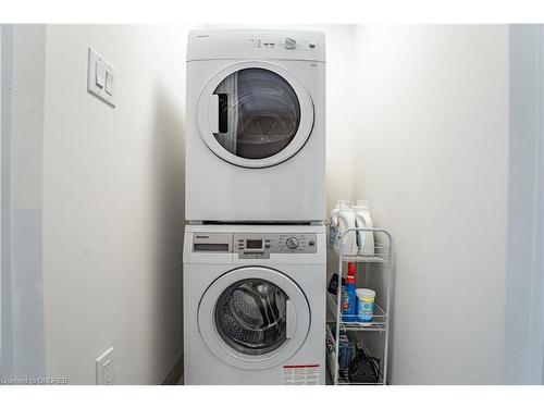 3101 Cornell Common, Oakville, ON - Indoor Photo Showing Laundry Room