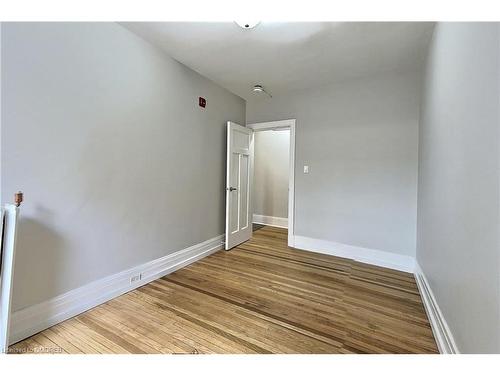 4-8 Tisdale Street S, Hamilton, ON - Indoor Photo Showing Other Room