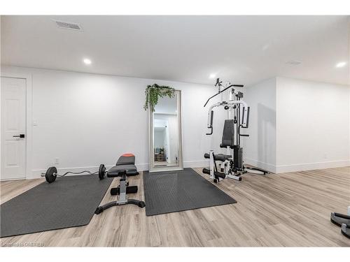 2560 2Nd Side Road, Burlington, ON - Indoor Photo Showing Gym Room