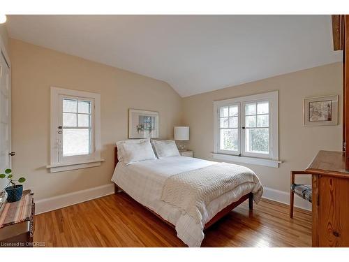 344 Palmer Avenue, Oakville, ON - Indoor Photo Showing Bedroom