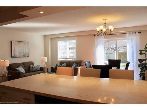31.5 Thorold Road, Welland, ON - Indoor Photo Showing Dining Room