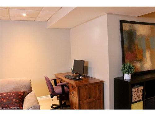 31.5 Thorold Road, Welland, ON - Indoor Photo Showing Office