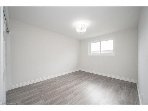 126-20 Glenvale Drive, Hamilton, ON - Indoor Photo Showing Other Room