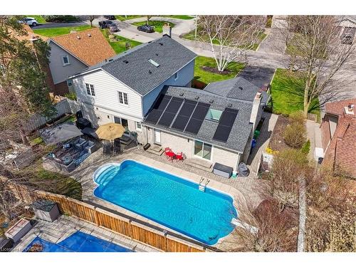 2072 Chippewa Trail, Mississauga, ON - Outdoor With In Ground Pool With Deck Patio Veranda