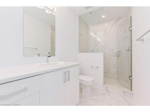 42 Edminston Drive Drive, Fergus, ON - Indoor Photo Showing Bathroom