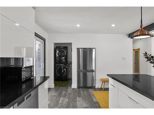 81 Royal Beech Drive, Wasaga Beach, ON - Indoor Photo Showing Kitchen