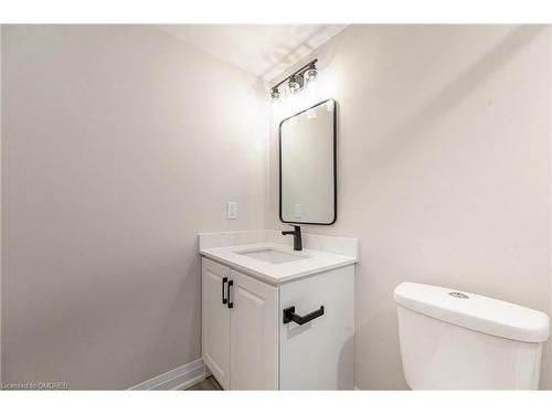 46 Onslow Court, Oakville, ON - Indoor Photo Showing Bathroom