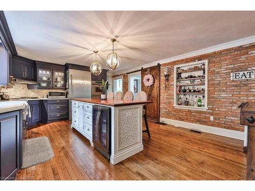 499 Carlisle Road, Campbellville, ON - Indoor Photo Showing Kitchen With Upgraded Kitchen