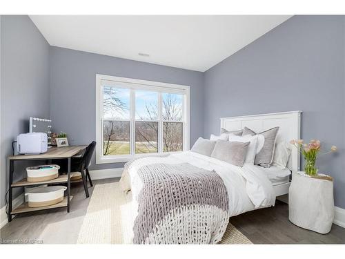 103 Victoria Street, Milton, ON - Indoor Photo Showing Bedroom