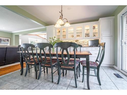 9630 Wellington 42 Road, Erin, ON - Indoor Photo Showing Dining Room