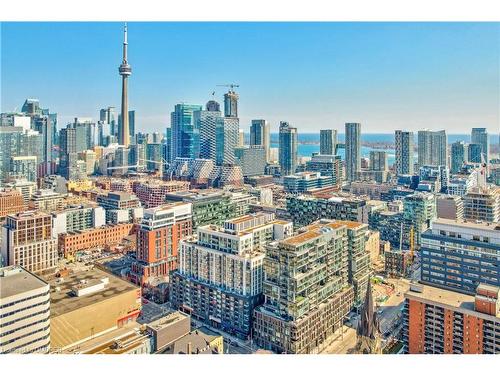 803-525 Adelaide Street W, Toronto, ON - Outdoor With View