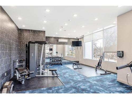 1007-71 Wyndham Street S, Guelph, ON - Indoor Photo Showing Gym Room