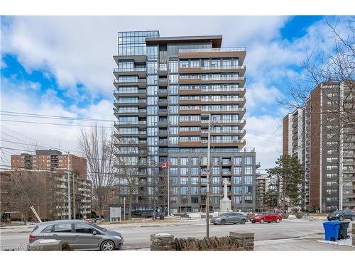 1207-21 Park Street E, Mississauga, ON - Outdoor With Balcony With Facade