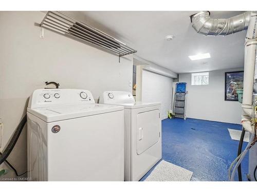 95 Scott Street, Kitchener, ON - Indoor Photo Showing Laundry Room