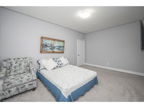 4111 Village Creek Drive, Fort Erie, ON - Indoor Photo Showing Bedroom