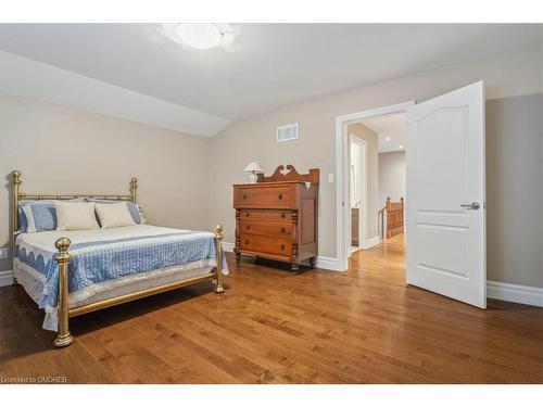 298 River Side Drive, Oakville, ON - Indoor Photo Showing Bedroom