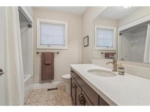298 River Side Drive, Oakville, ON - Indoor Photo Showing Bathroom