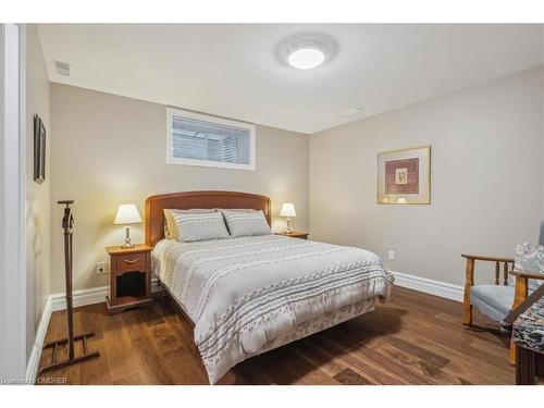 298 River Side Drive, Oakville, ON - Indoor Photo Showing Bedroom