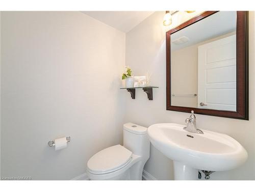 101-165 Hampshire Way, Milton, ON - Indoor Photo Showing Bathroom