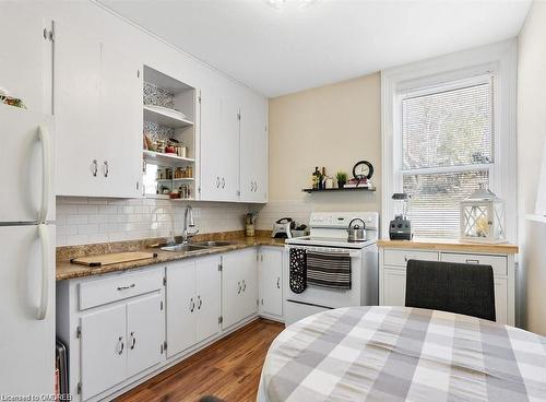 40 Niagara Street, Brantford, ON - Indoor Photo Showing Kitchen With Double Sink