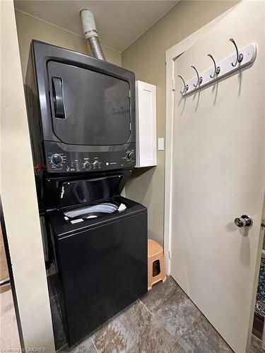 10-200 Escarpment Crescent, Collingwood, ON - Indoor Photo Showing Laundry Room
