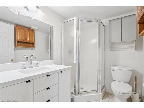 203-1272 Ontario Street, Burlington, ON - Indoor Photo Showing Bathroom