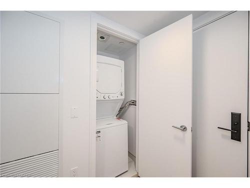 522-1 Jarvis Street, Hamilton, ON - Indoor Photo Showing Laundry Room