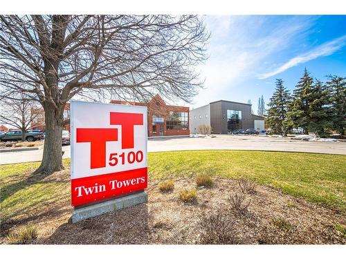 50,51-5100 South Service Road, Burlington, ON 