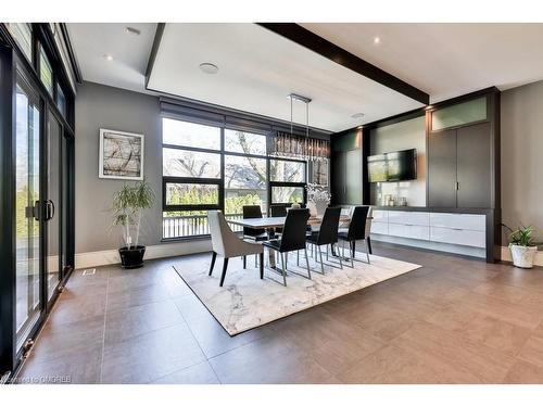 259 Burgundy Drive, Oakville, ON - Indoor Photo Showing Dining Room