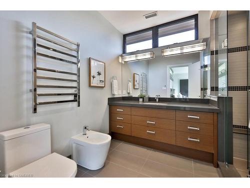 259 Burgundy Drive, Oakville, ON - Indoor Photo Showing Bathroom