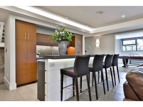 259 Burgundy Drive, Oakville, ON - Indoor Photo Showing Dining Room