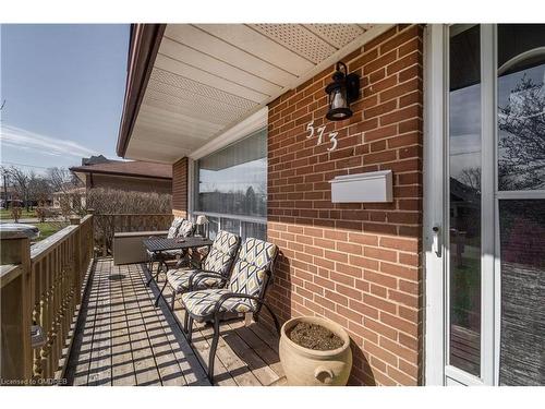 573 Valley Drive, Oakville, ON - Outdoor With Exterior