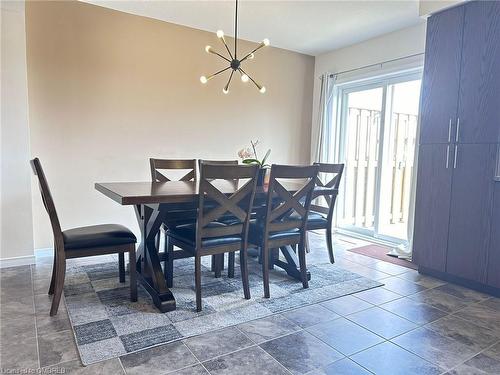 4 Nyles Drive, Kitchener, ON - Indoor Photo Showing Dining Room