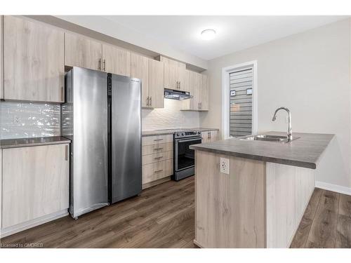 324 Catsfoot Walk, Nepean, ON - Indoor Photo Showing Kitchen With Stainless Steel Kitchen With Double Sink