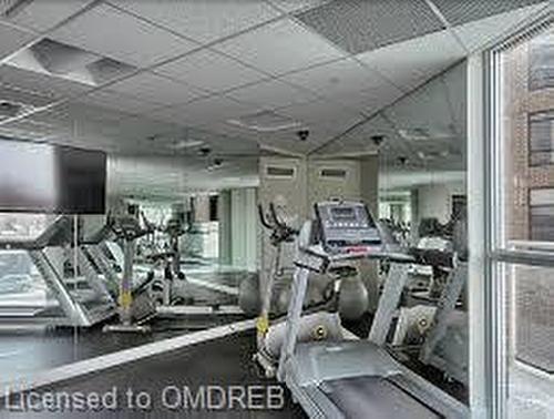 1203-5101 Dundas Street W, Etobicoke, ON - Indoor Photo Showing Gym Room